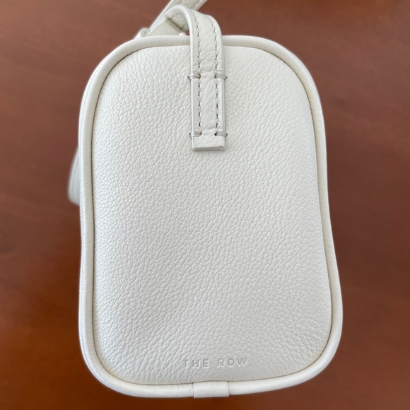 The Row 90s Bag - Picture 3 of 5